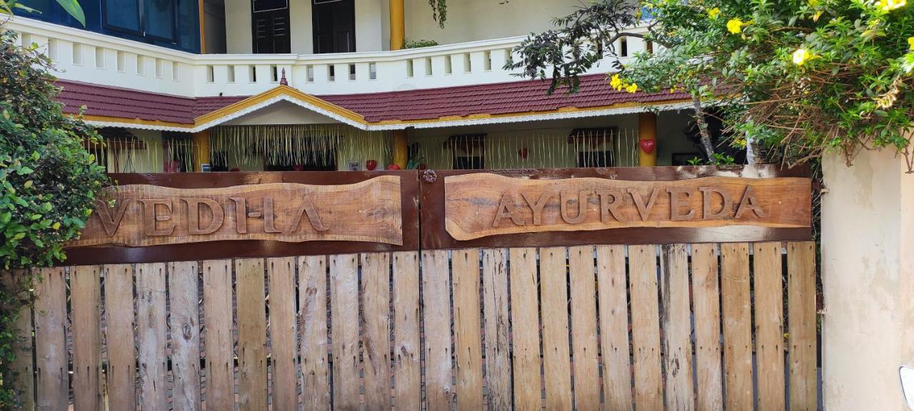 Vedha Ayurvedic Panchakarma Treatment Centre Alappuzha Exterior foto
