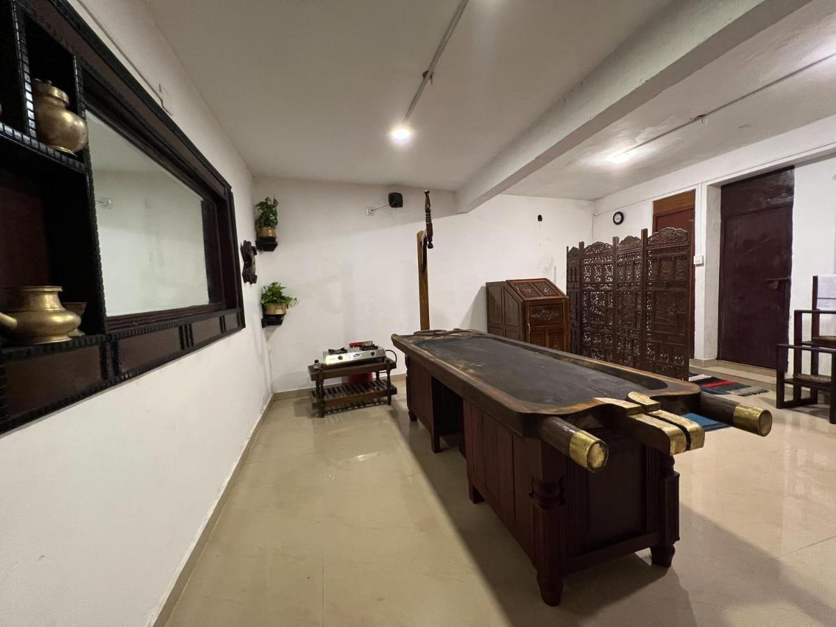 Vedha Ayurvedic Panchakarma Treatment Centre Alappuzha Exterior foto
