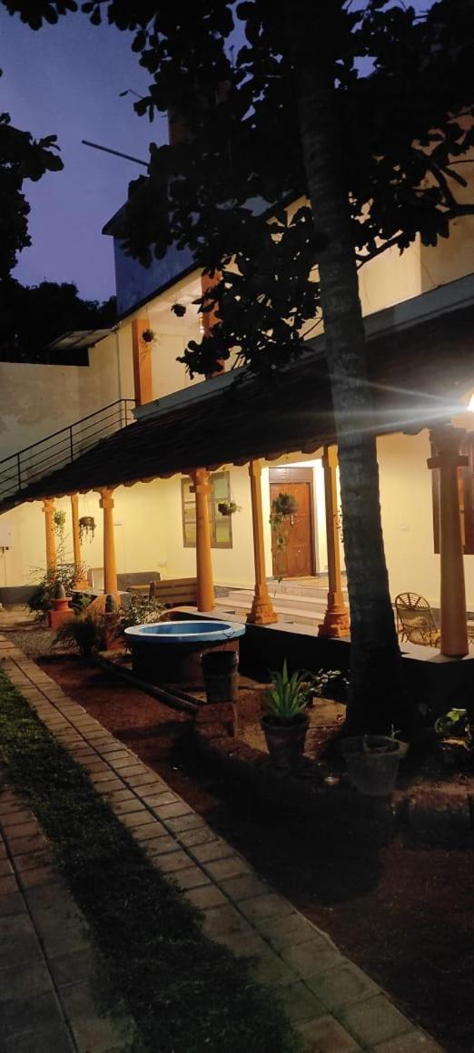 Vedha Ayurvedic Panchakarma Treatment Centre Alappuzha Exterior foto